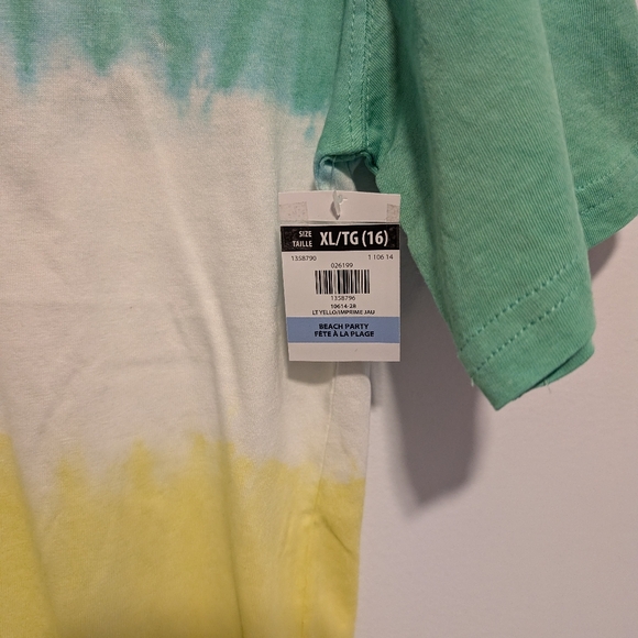 Kids Shirts - Picture 2 of 4